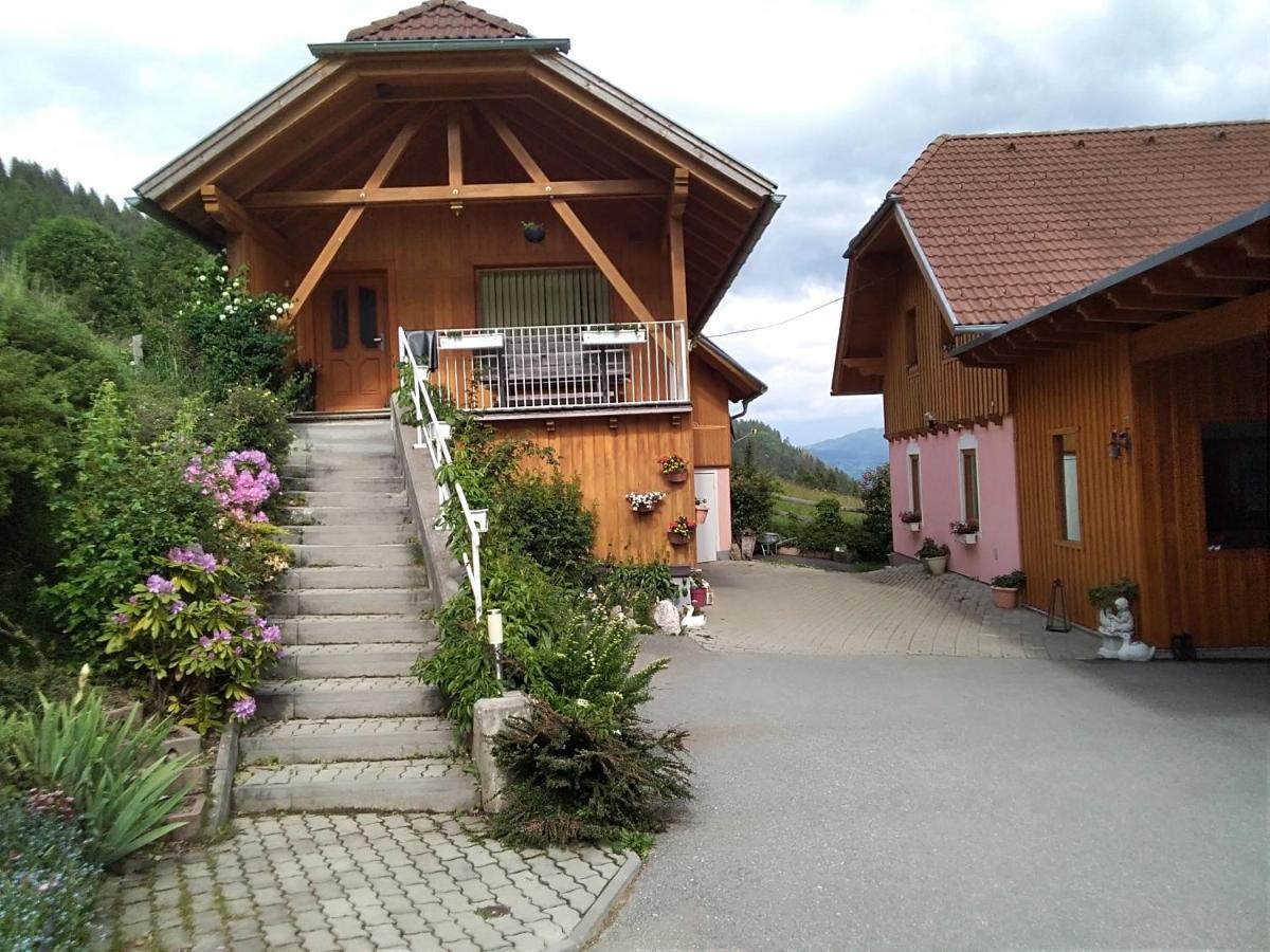 Ferienhaus Gstoderblick Seebach  エクステリア 写真